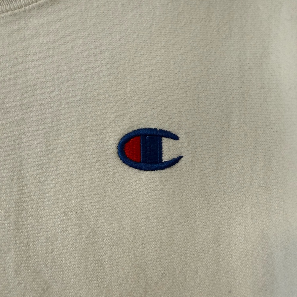 Champion White Crewneck/Sweatshirt - Picture 2 of 5
